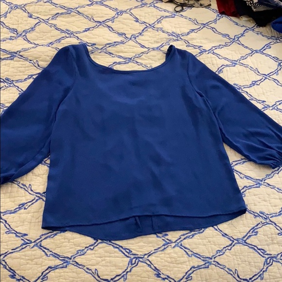 BEAUTIFUL Bow-Back royal blue top Worn 2x! - Picture 2 of 3